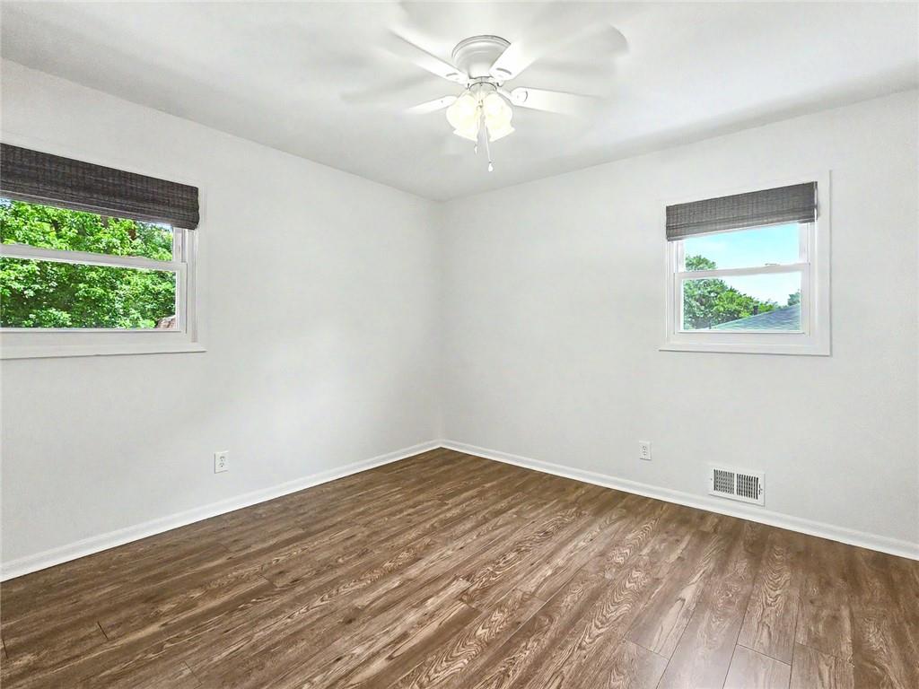 273 Norton Circle Se Property Photo 21