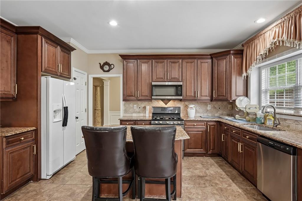 2731 Spindletop Lane Nw Property Photo 18