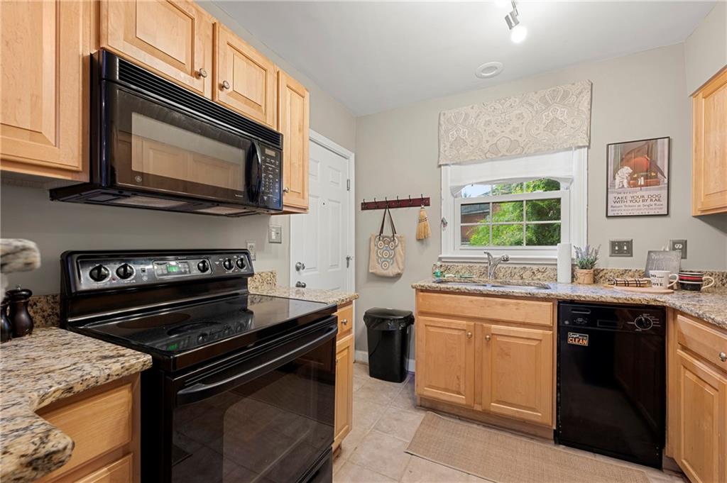 542 Goldsboro Road Unit D Property Photo 9