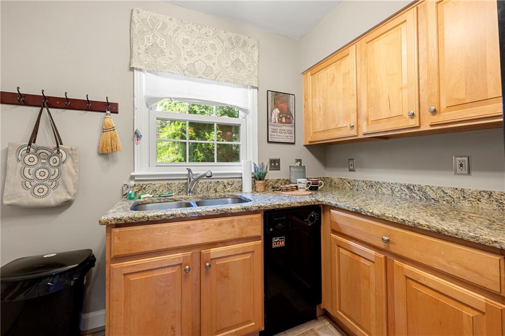 542 Goldsboro Road Unit D Property Photo 10
