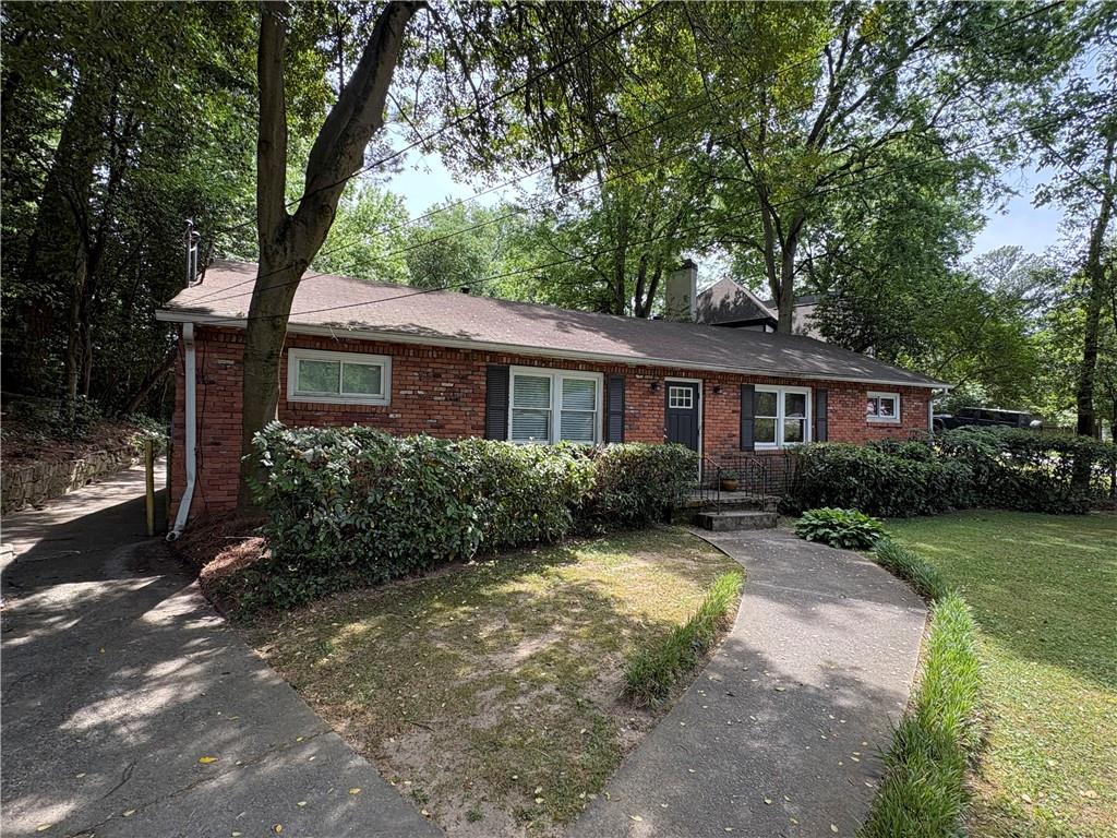 515 Allen Road NE Unit A Property Photo 1