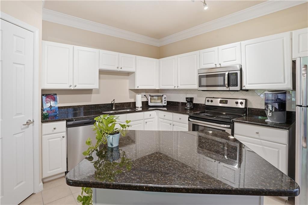 1850 Cotillion Drive Unit 3222 Property Photo 8