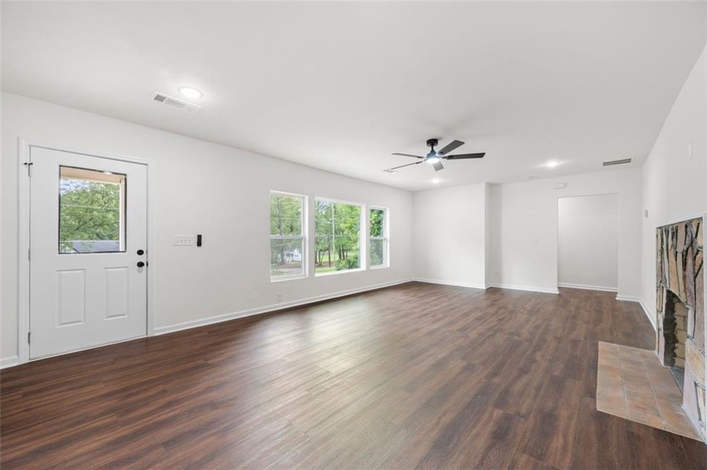 1721 Hortense Place Nw Property Photo 5