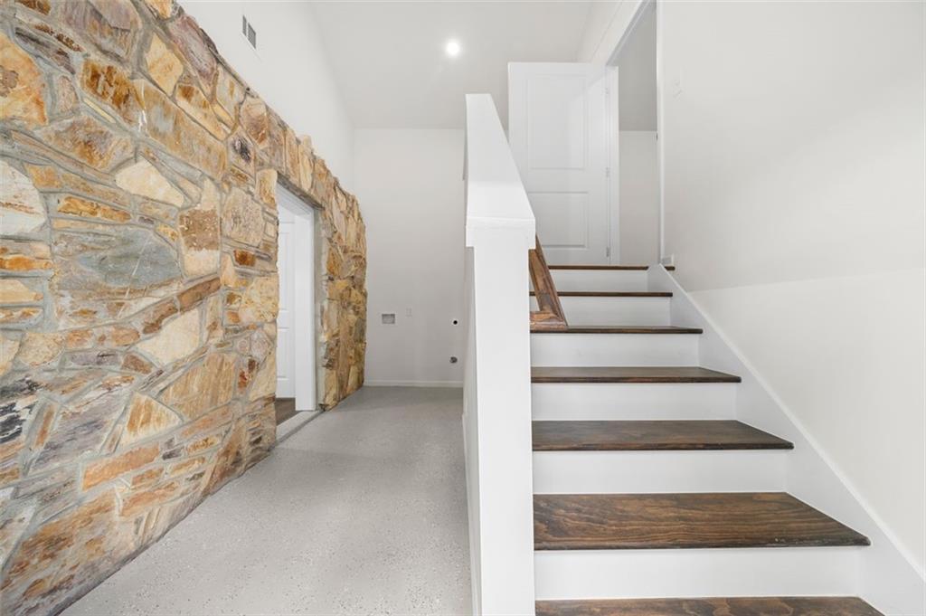 1721 Hortense Place Nw Property Photo 24