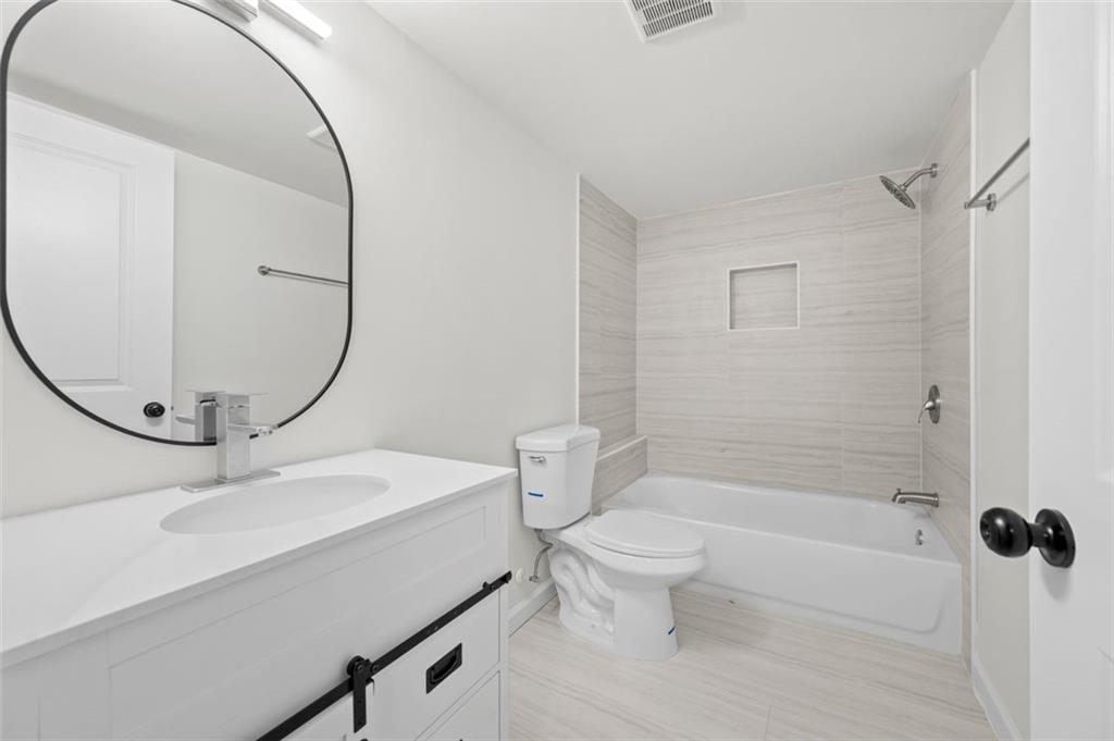 1721 Hortense Place Nw Property Photo 28