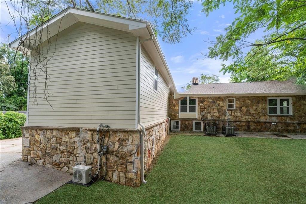 1721 Hortense Place Nw Property Photo 31