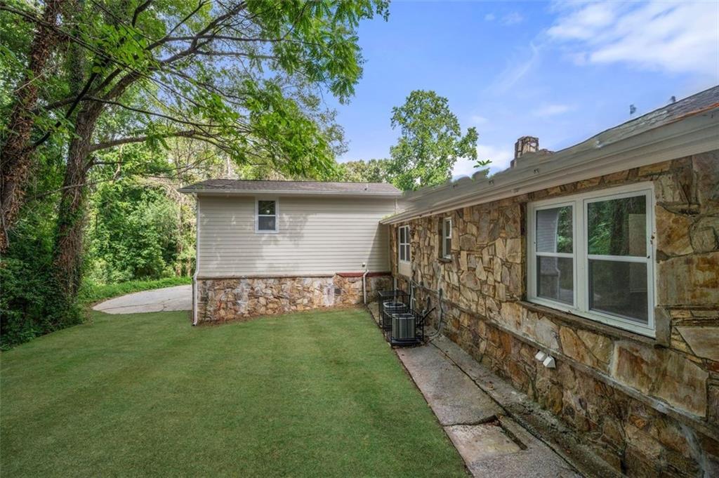 1721 Hortense Place Nw Property Photo 32