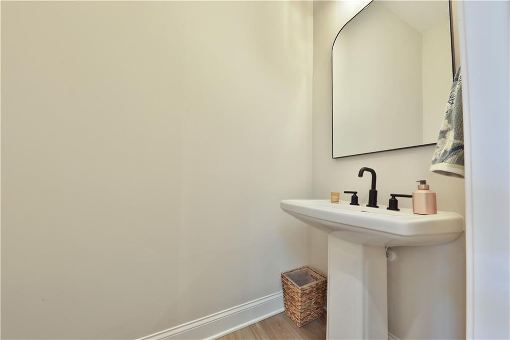 639 Stickley Oak Way Property Photo 15