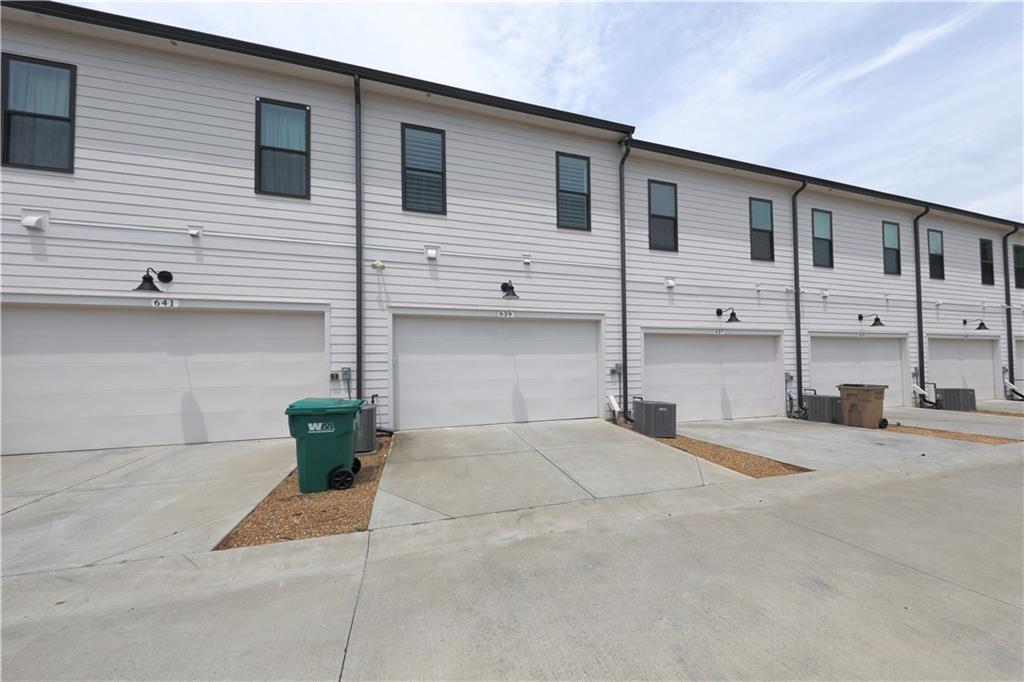 639 Stickley Oak Way Property Photo 33