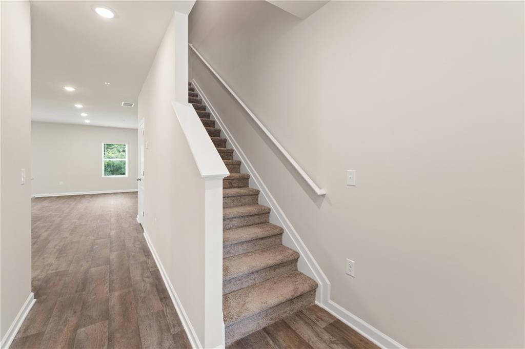 8339 Columbia Court Property Photo 3