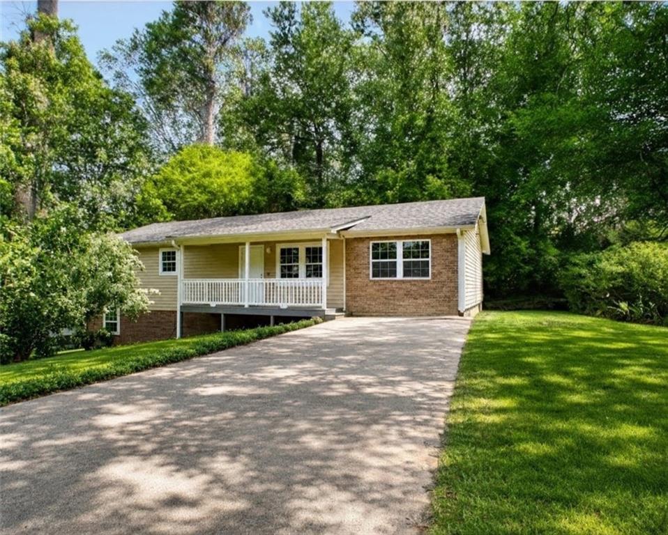 231 Hardy Way Property Photo 1