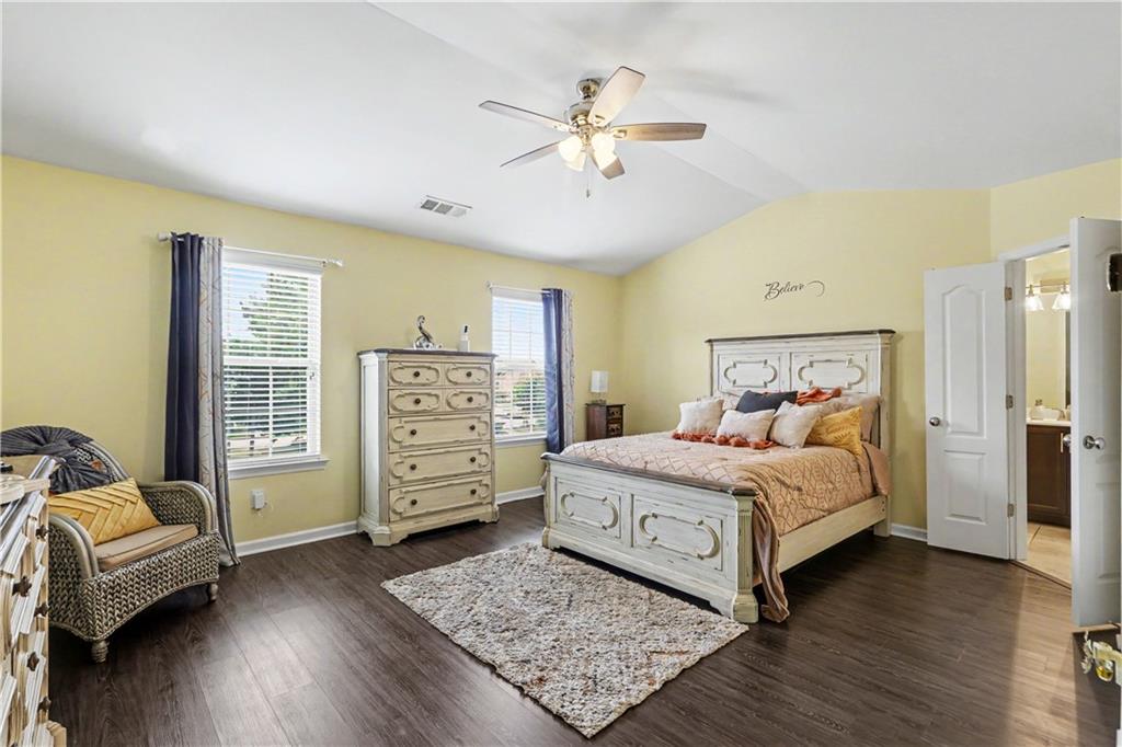 5563 Radford Loop Property Photo 1