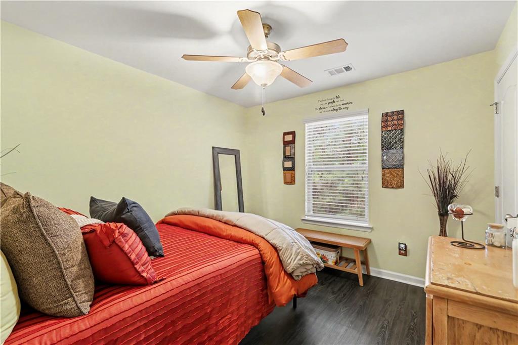 5563 Radford Loop Property Photo 6