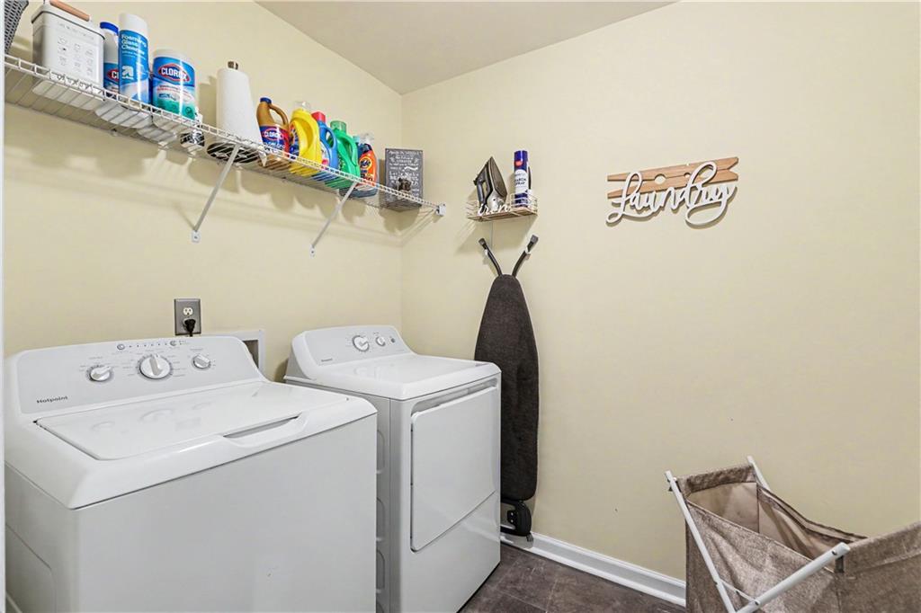5563 Radford Loop Property Photo 10