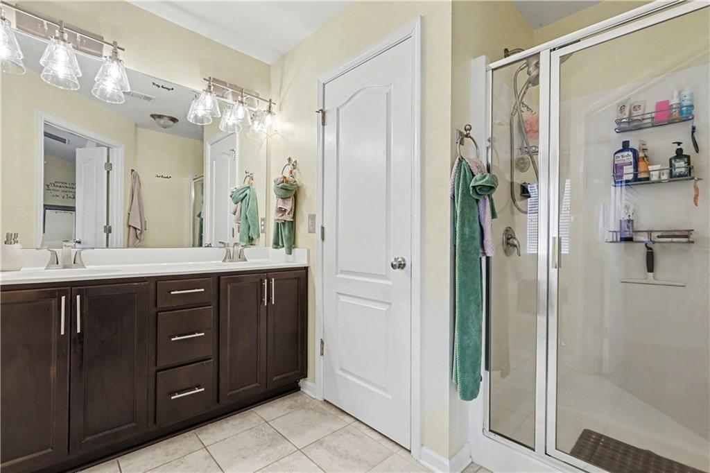 5563 Radford Loop Property Photo 12