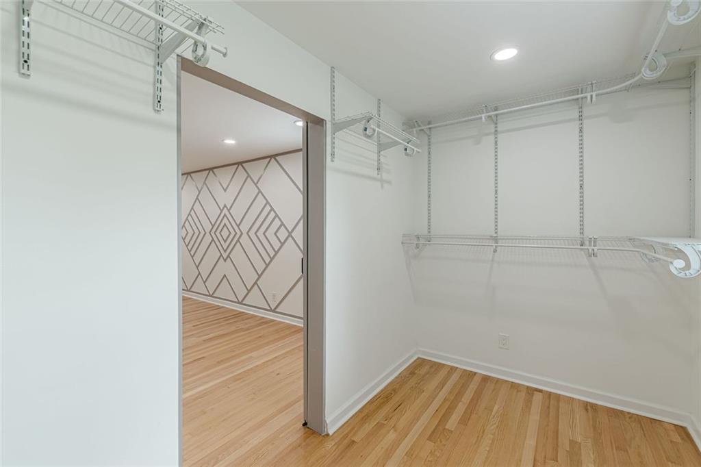 7779214 Property Photo 30
