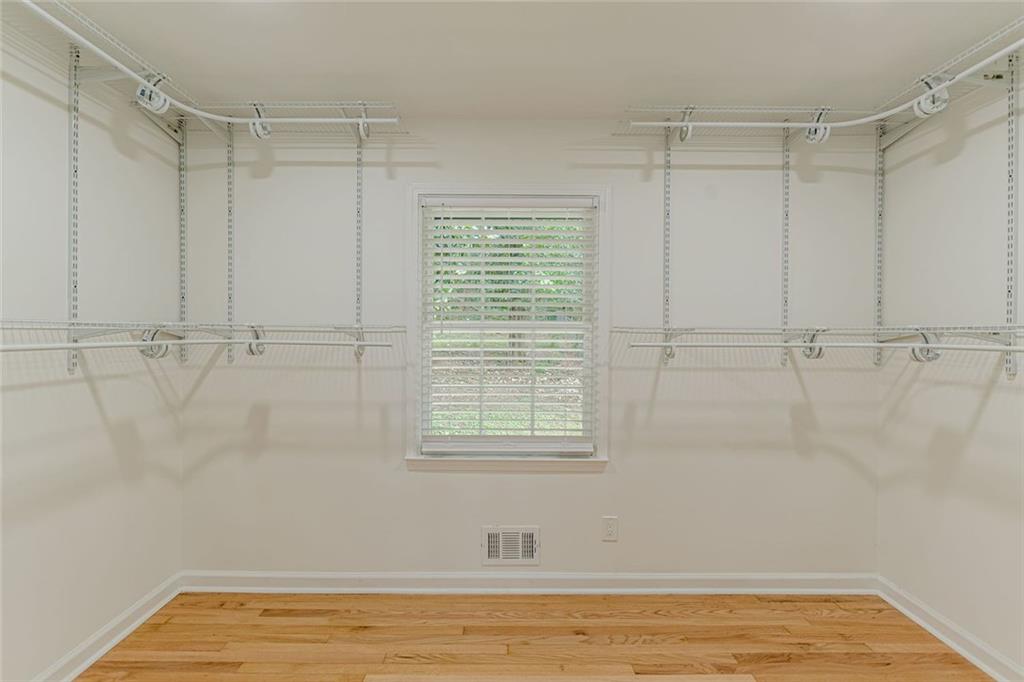 7779214 Property Photo 34