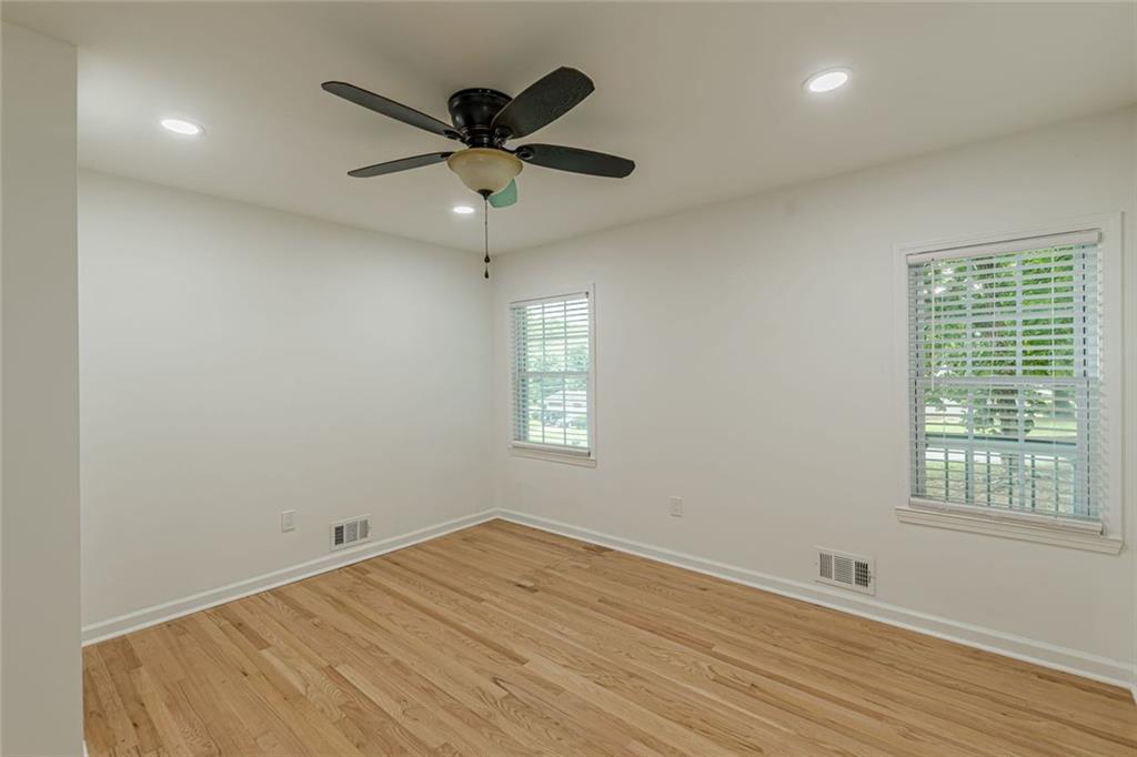 7779214 Property Photo 36