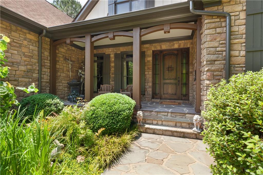 1900 Danforth Pointe Drive Ne Property Photo 7