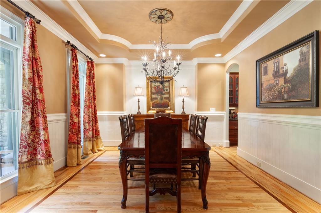 1900 Danforth Pointe Drive Ne Property Photo 12