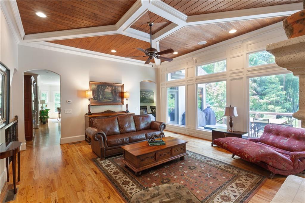 1900 Danforth Pointe Drive Ne Property Photo 26