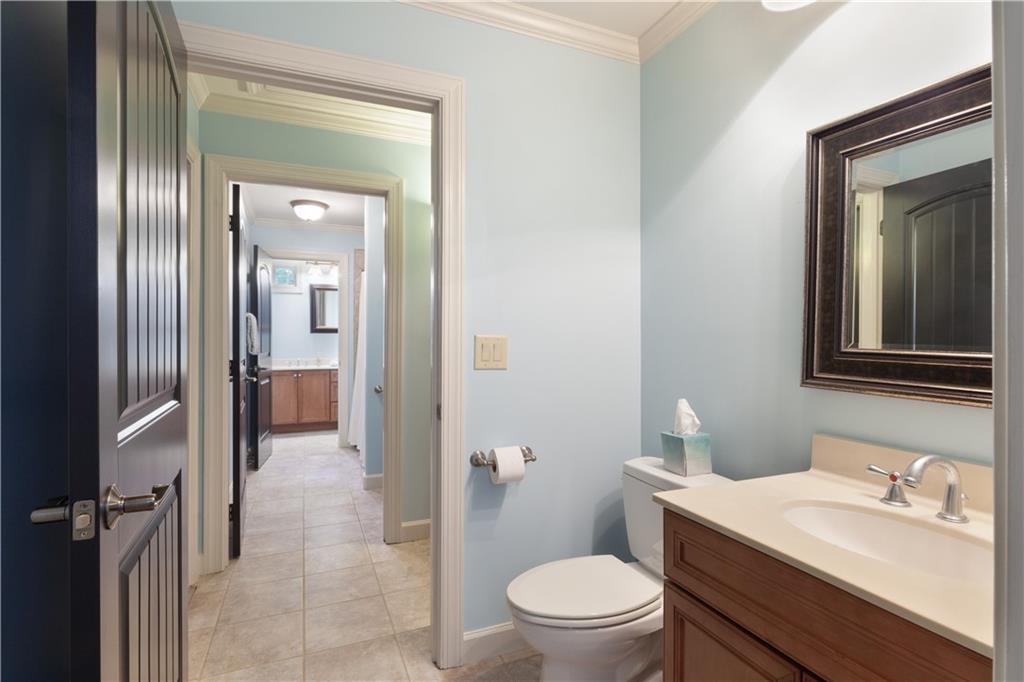 1900 Danforth Pointe Drive Ne Property Photo 46