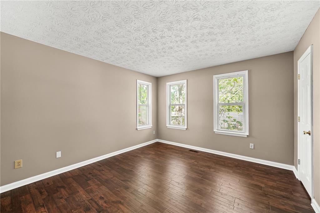1370 Ling Drive Property Photo 16