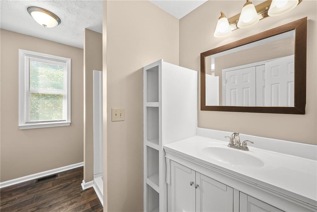 1370 Ling Drive Property Photo 19