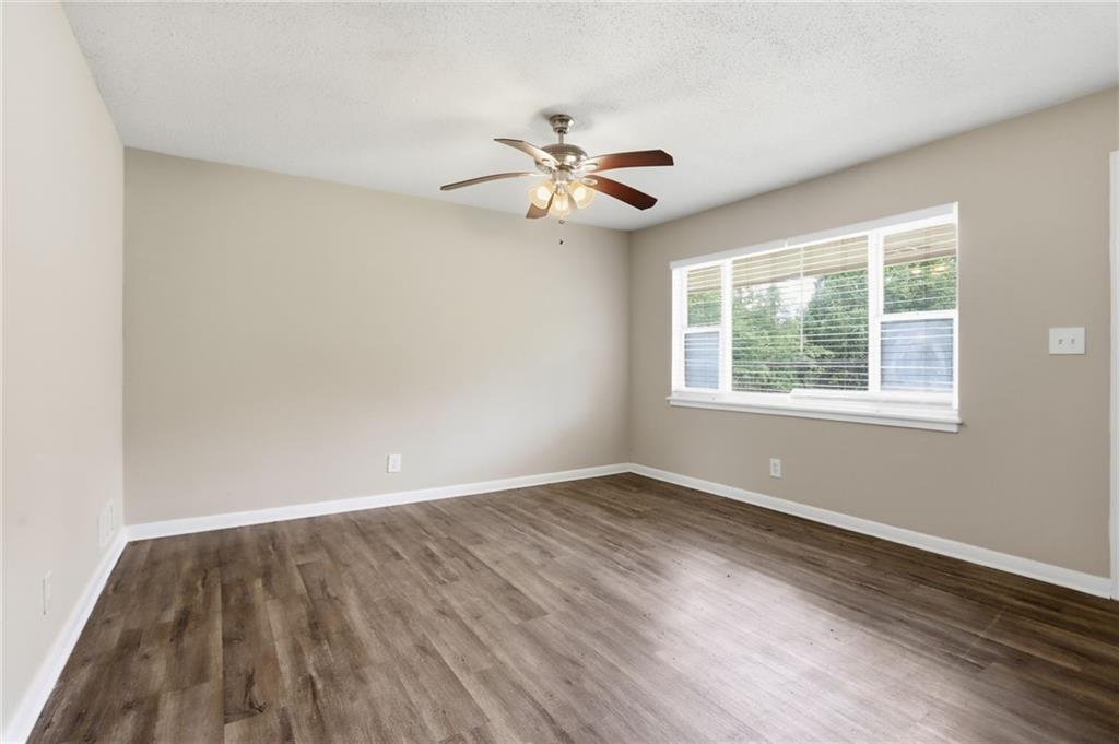 2361 Collier Drive Property Photo 10