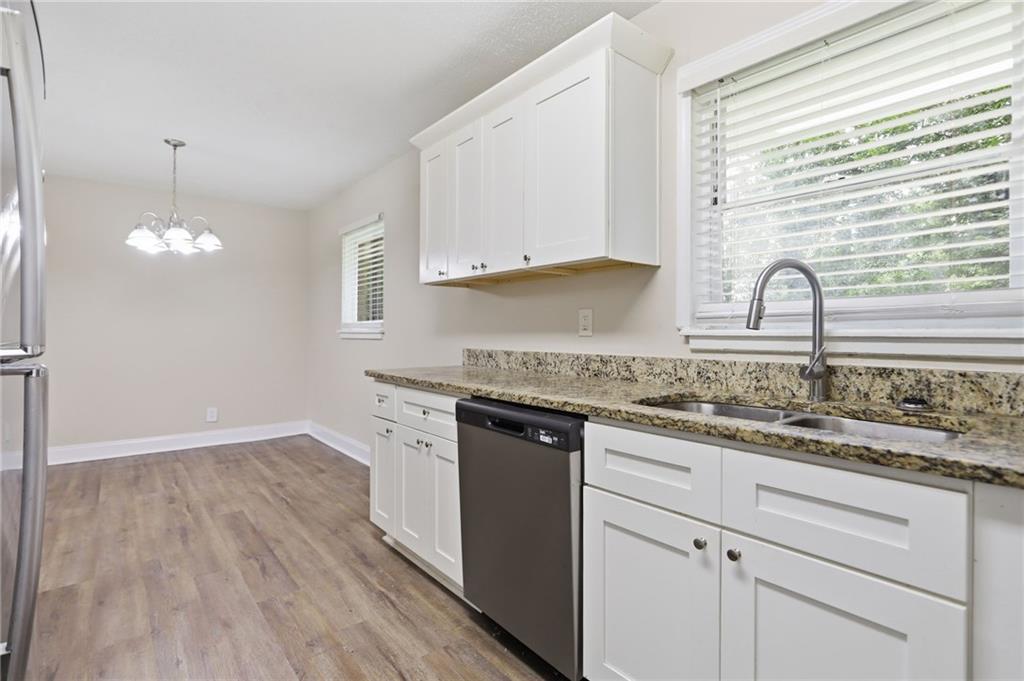 2361 Collier Drive Property Photo 14