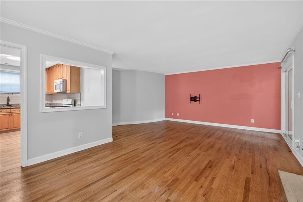 5400 Roswell Road Unit L6 Property Photo 7