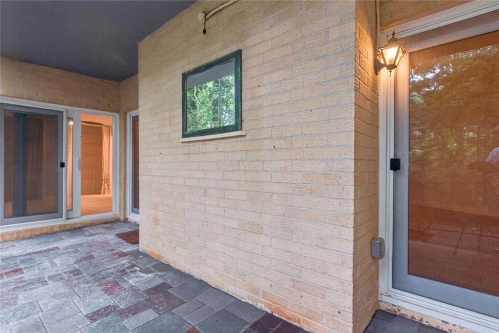 5400 Roswell Road Unit L6 Property Photo 24