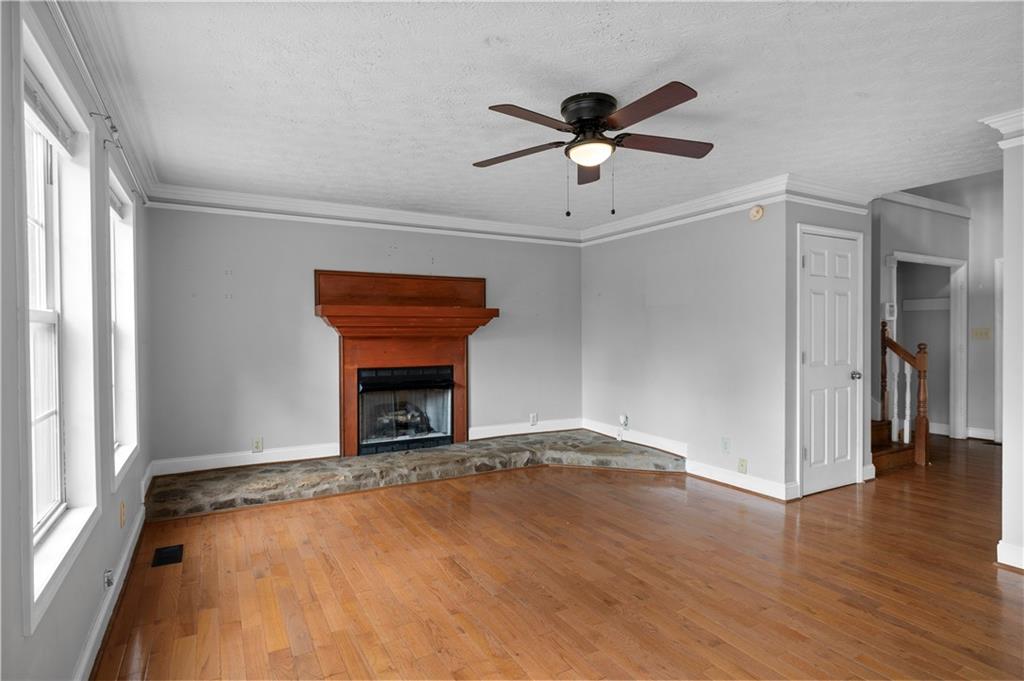8 College View Drive Property Photo 9