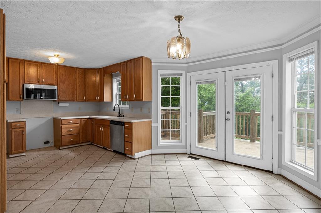 8 College View Drive Property Photo 18