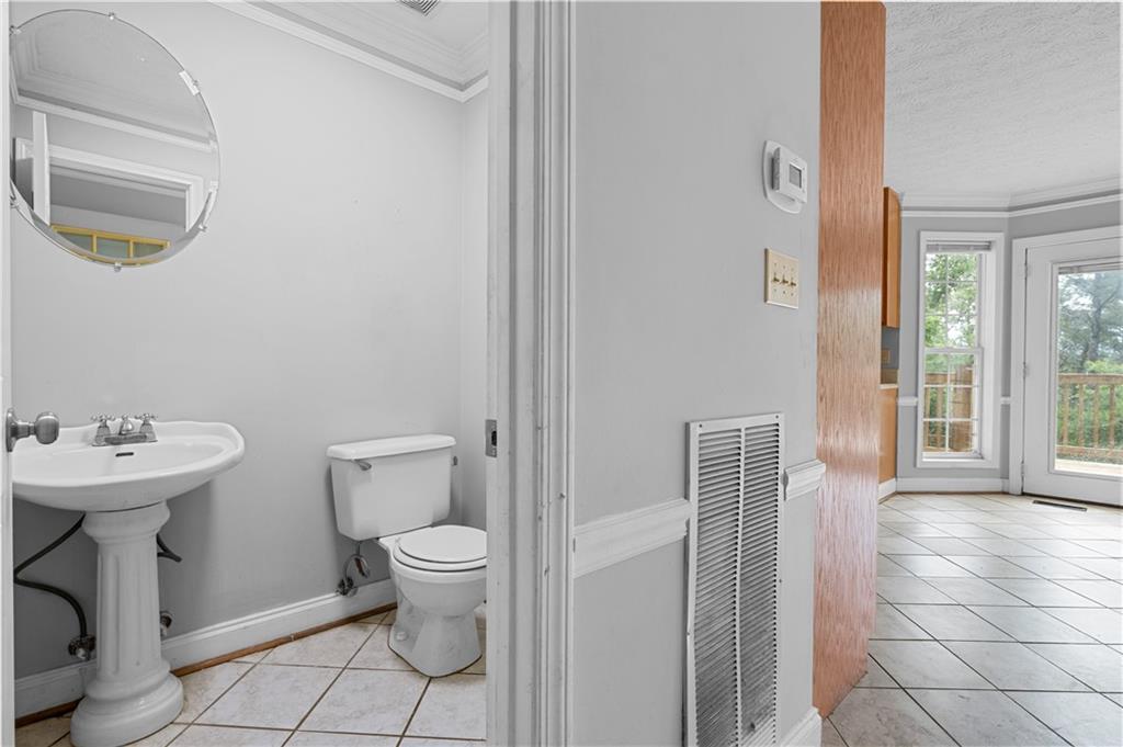 8 College View Drive Property Photo 24