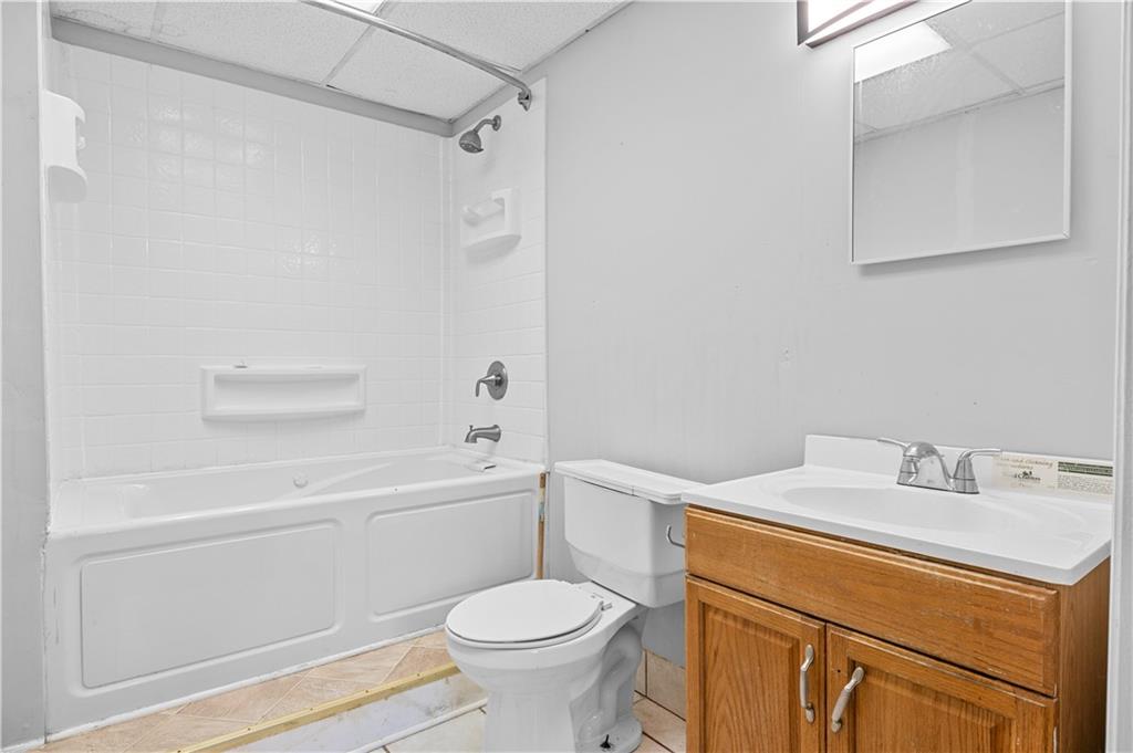 8 College View Drive Property Photo 30