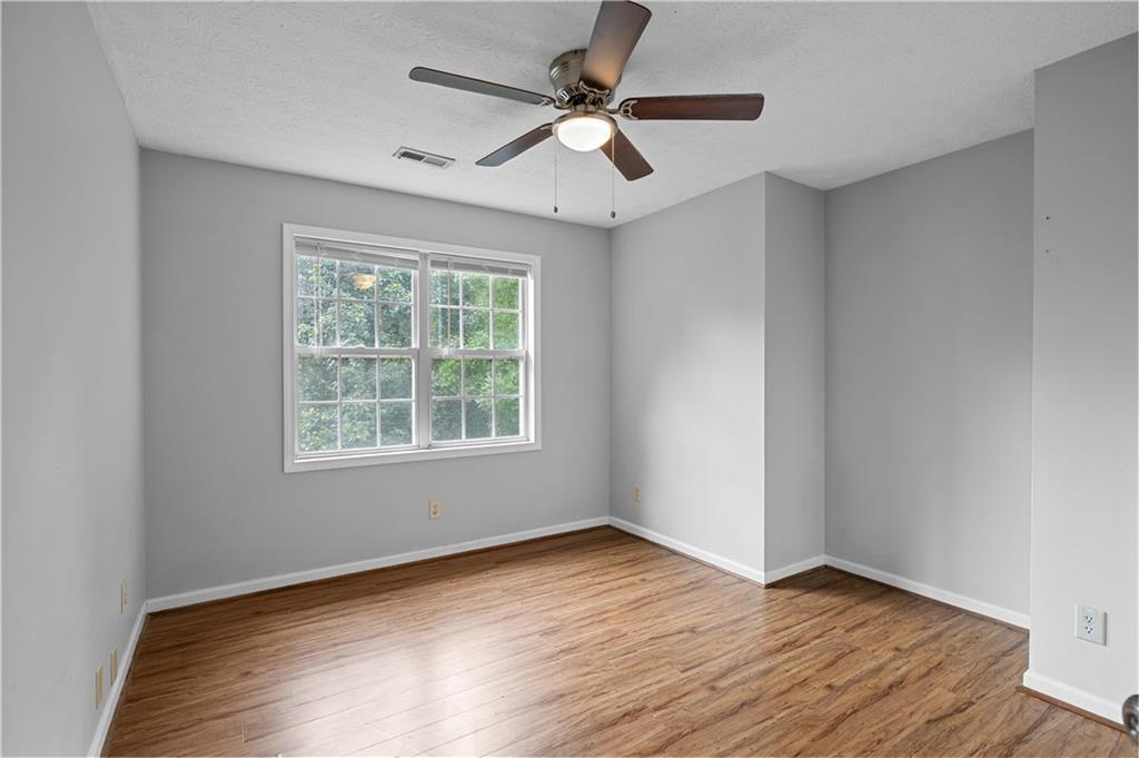 8 College View Drive Property Photo 43