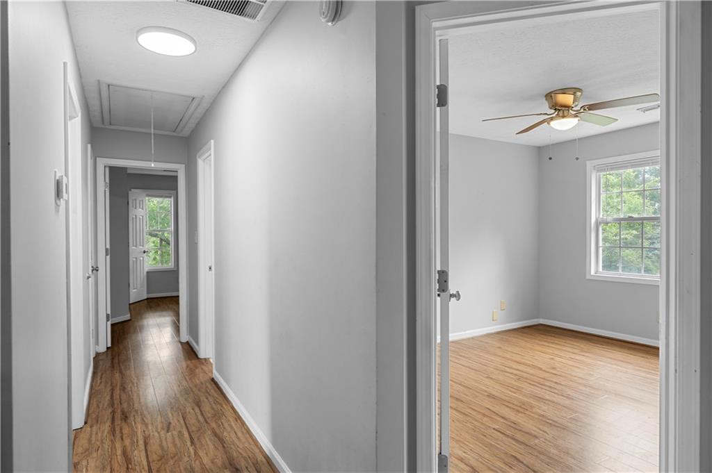 8 College View Drive Property Photo 44