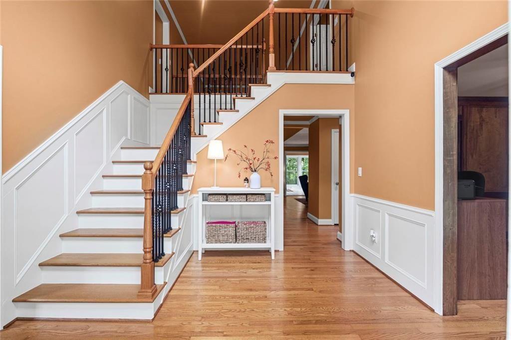 3873 Beacon Street Ne Property Photo 6