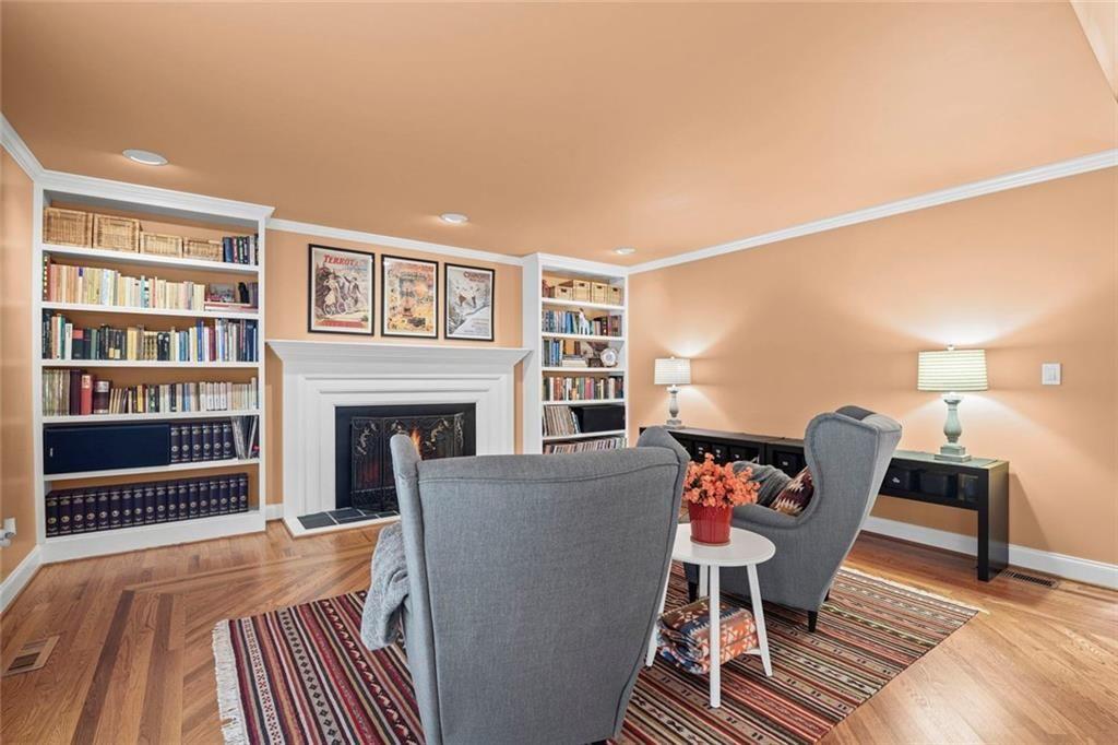 3873 Beacon Street Ne Property Photo 13