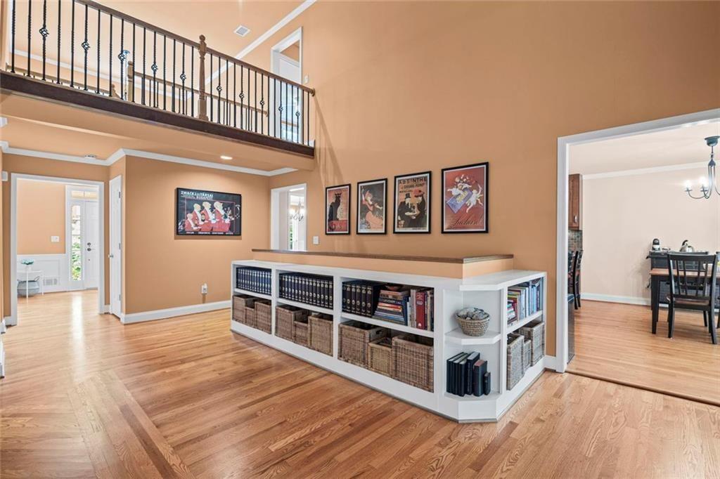 3873 Beacon Street Ne Property Photo 15