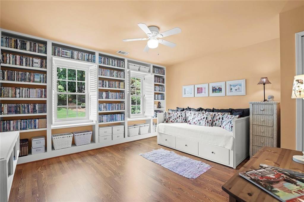 3873 Beacon Street Ne Property Photo 34