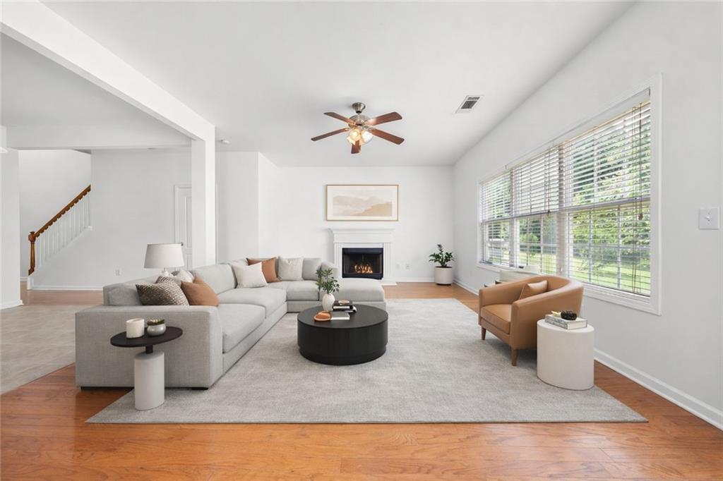6643 Silk Tree Pointe Property Photo 2