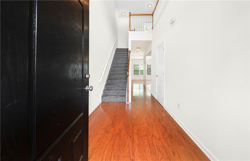 6643 Silk Tree Pointe Property Photo 4