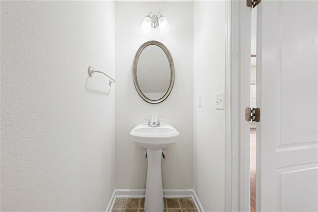 6643 Silk Tree Pointe Property Photo 14