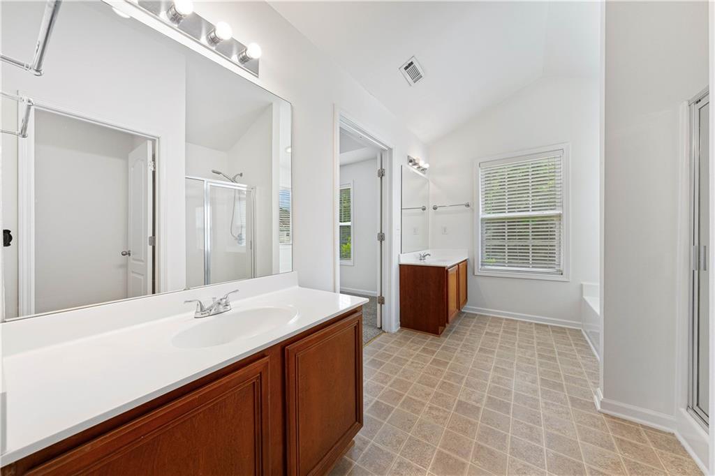 6643 Silk Tree Pointe Property Photo 18
