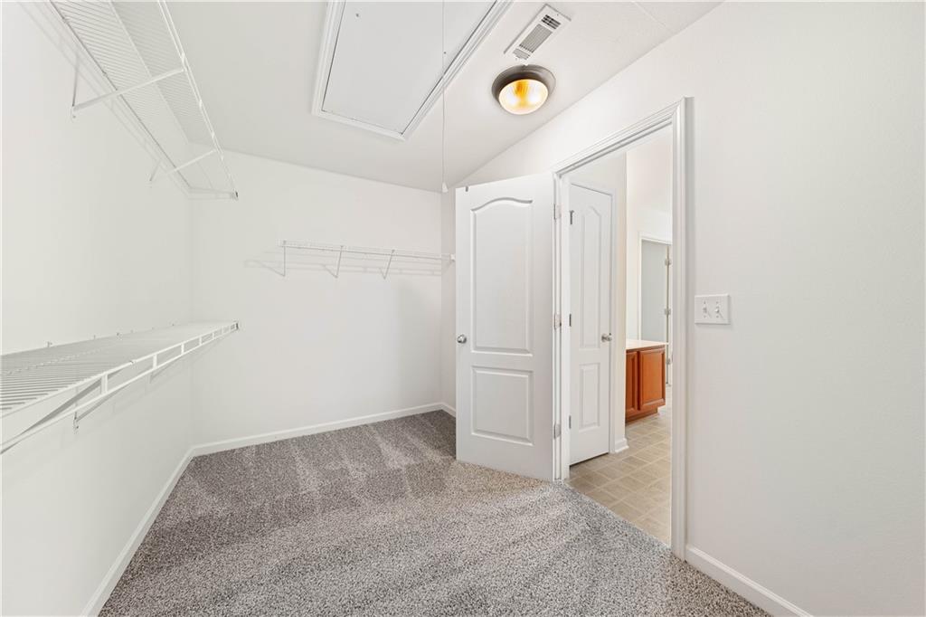 6643 Silk Tree Pointe Property Photo 20