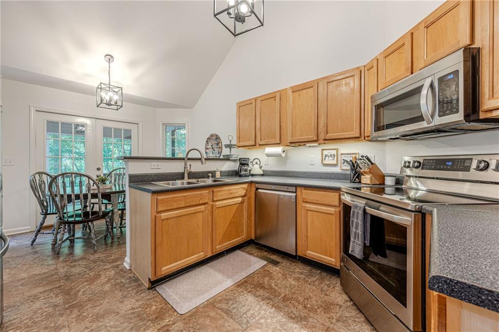 262 Morse Elm Loop Property Photo 17