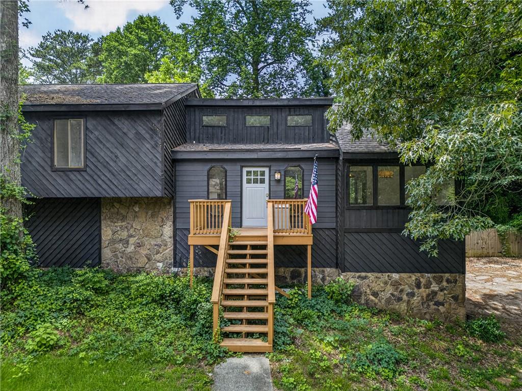 5169 Rockbridge Drive Property Photo 1
