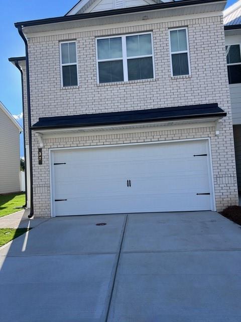 37 FOUNDERS Drive Property Photo 1